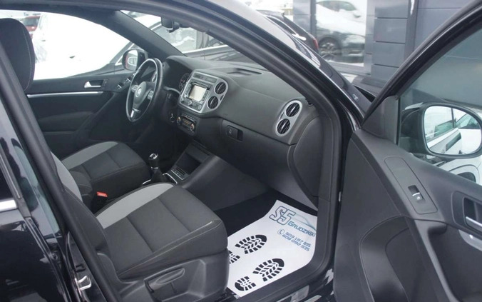 Volkswagen Tiguan cena 58900 przebieg: 132000, rok produkcji 2013 z Koszalin małe 407